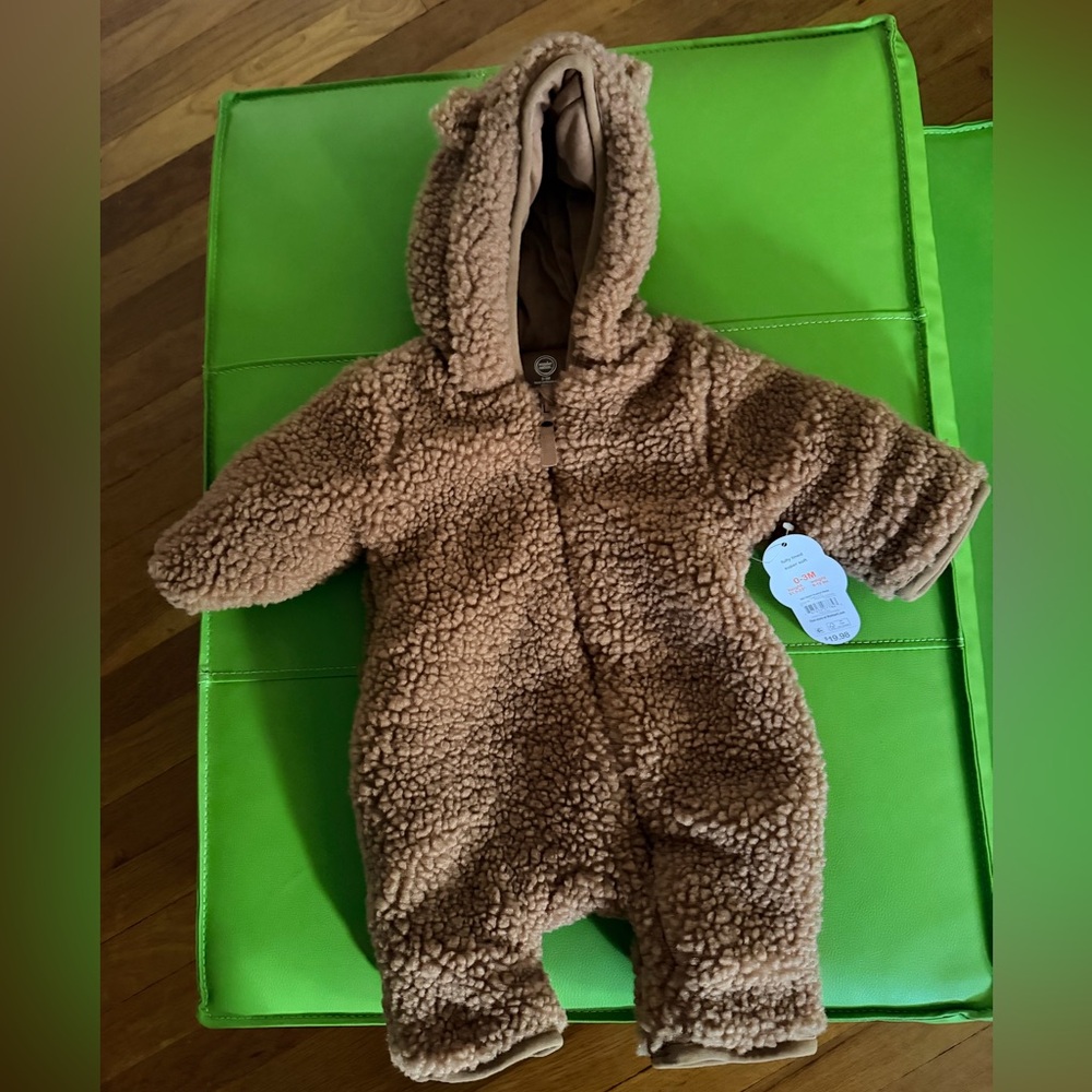 NWT Cozy Brown Teddy Bear Baby Onesie snow/cold suit